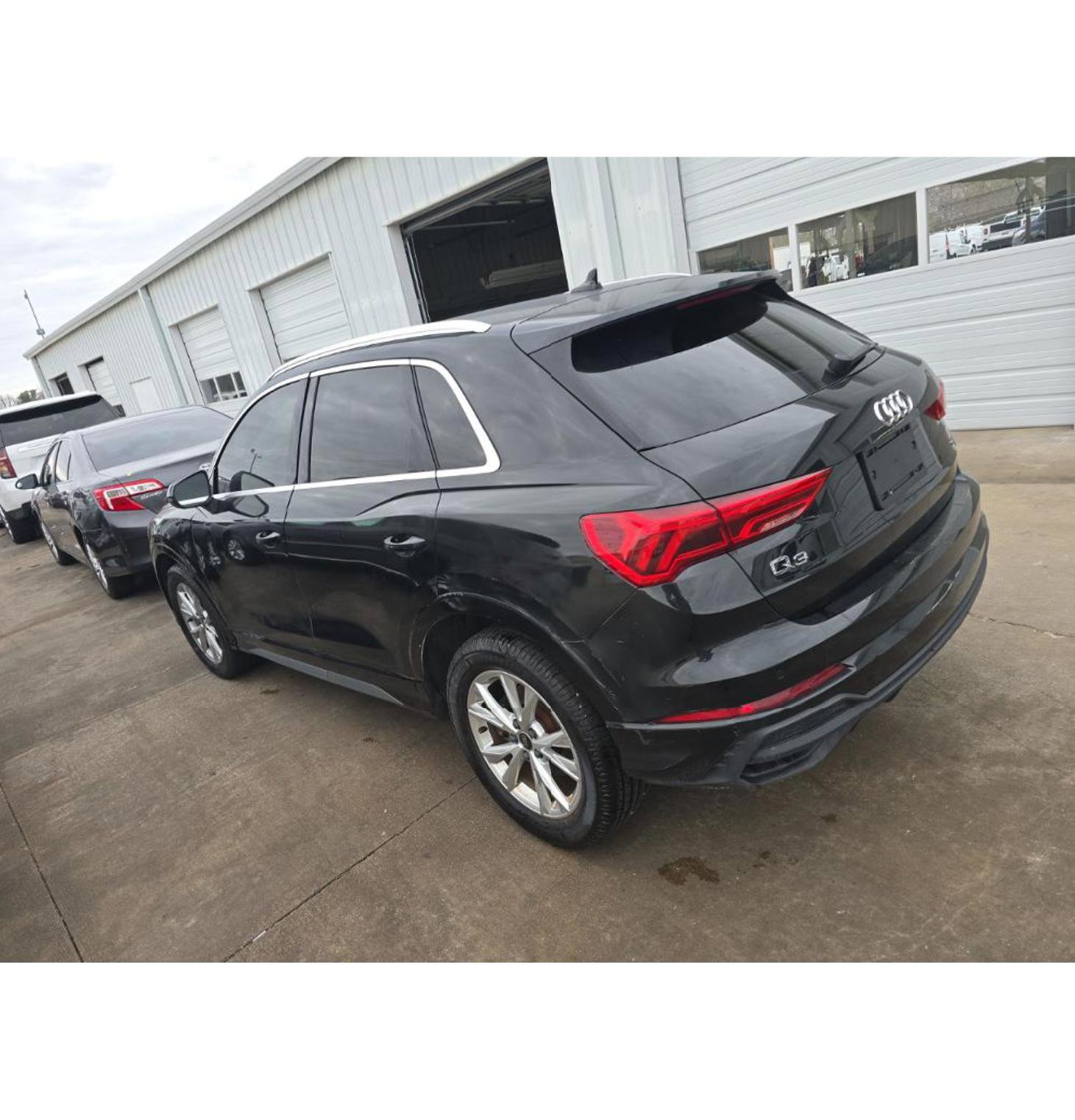 Used 2023 Audi Q3 2.0T Premium AWD/4WD image 13