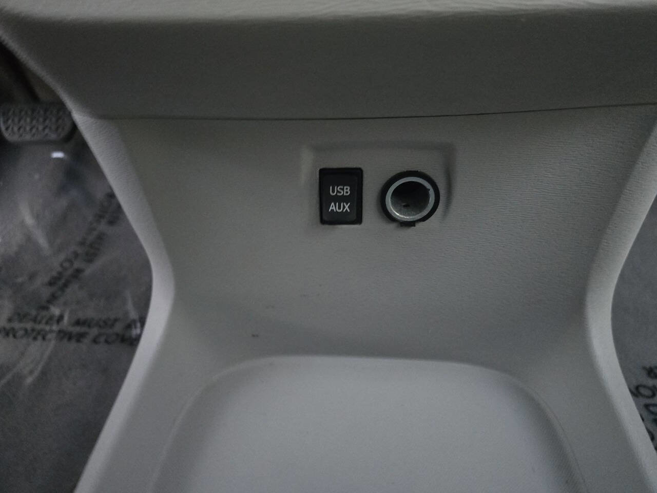 Used 2012 Toyota Sienna LE FWD image 42