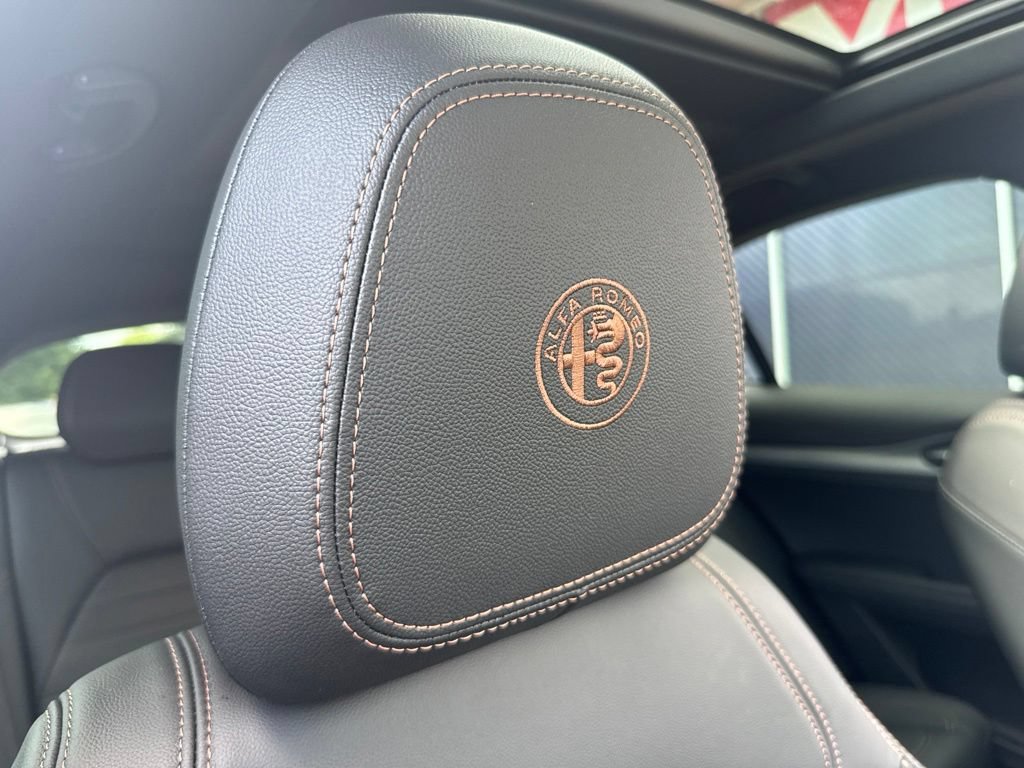 New 2025 Alfa Romeo Stelvio Sprint AWD/4WD image 71
