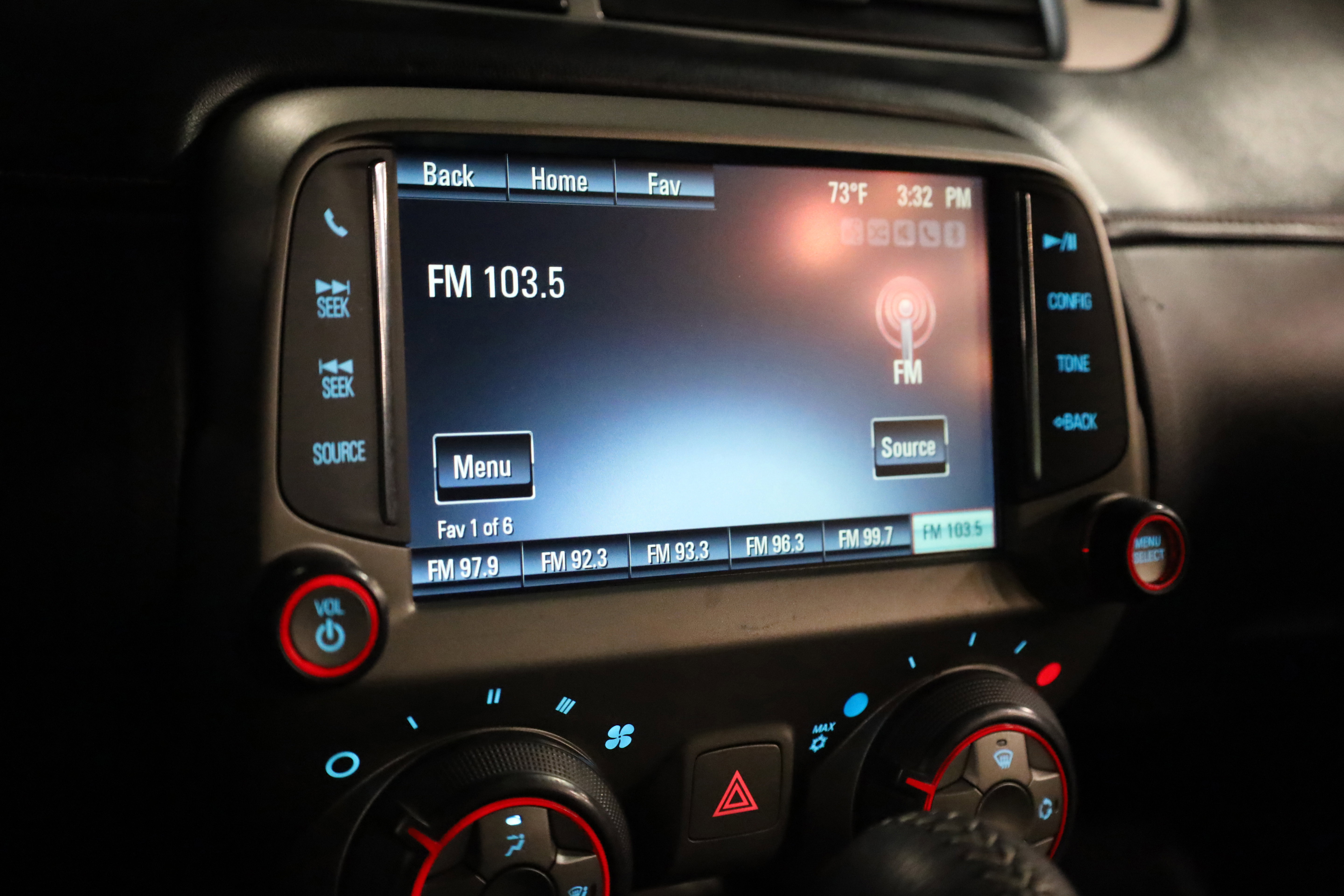 Used 2015 Chevrolet Camaro SS w/ RS Package image 23