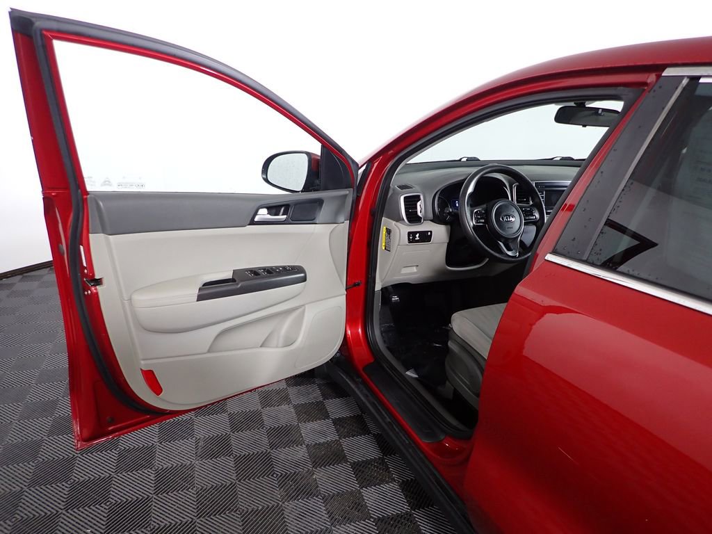 Used 2019 Kia Sportage LX image 22