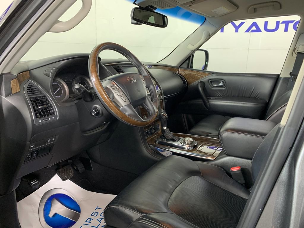 Used 2017 INFINITI QX80 4WD w/ Driver Assistance Package image 16