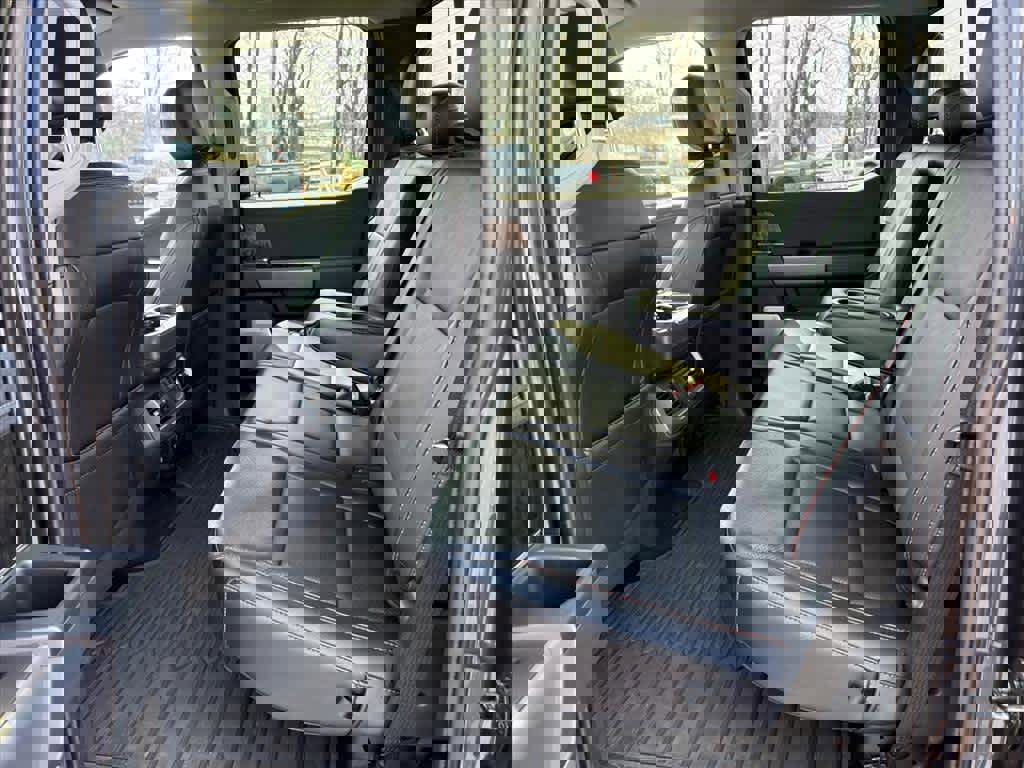 Used 2021 Ford F150 Lariat w/ Equipment Group 502A High image 9