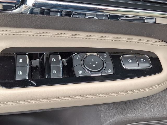 Used 2021 Lincoln Corsair AWD w/ Premium Package image 27