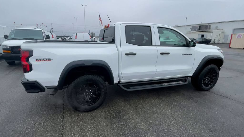 New 2026 Chevrolet Colorado Trail Boss AWD/4WD image 2