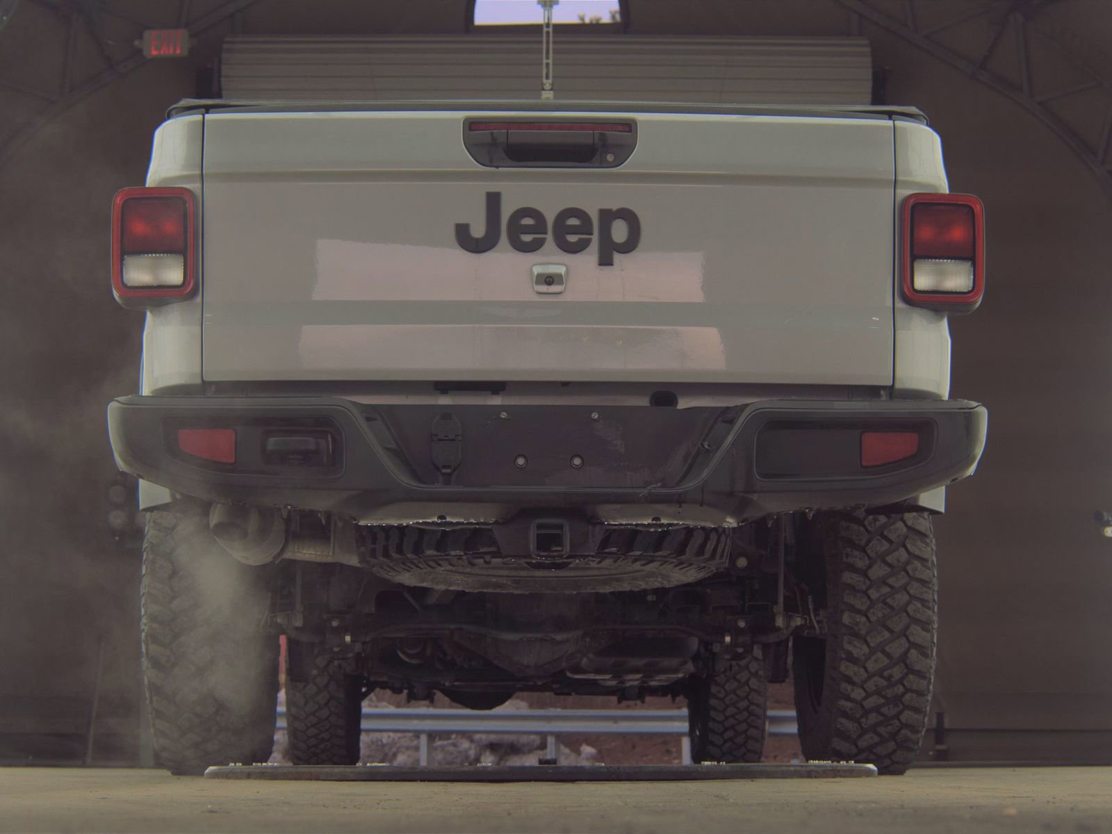 Used 2021 Jeep Gladiator Willys image 7