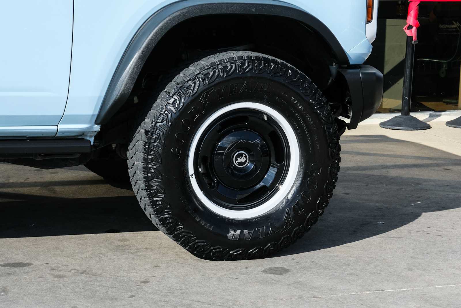 Used 2023 Ford Bronco Heritage Edition AWD/4WD image 9