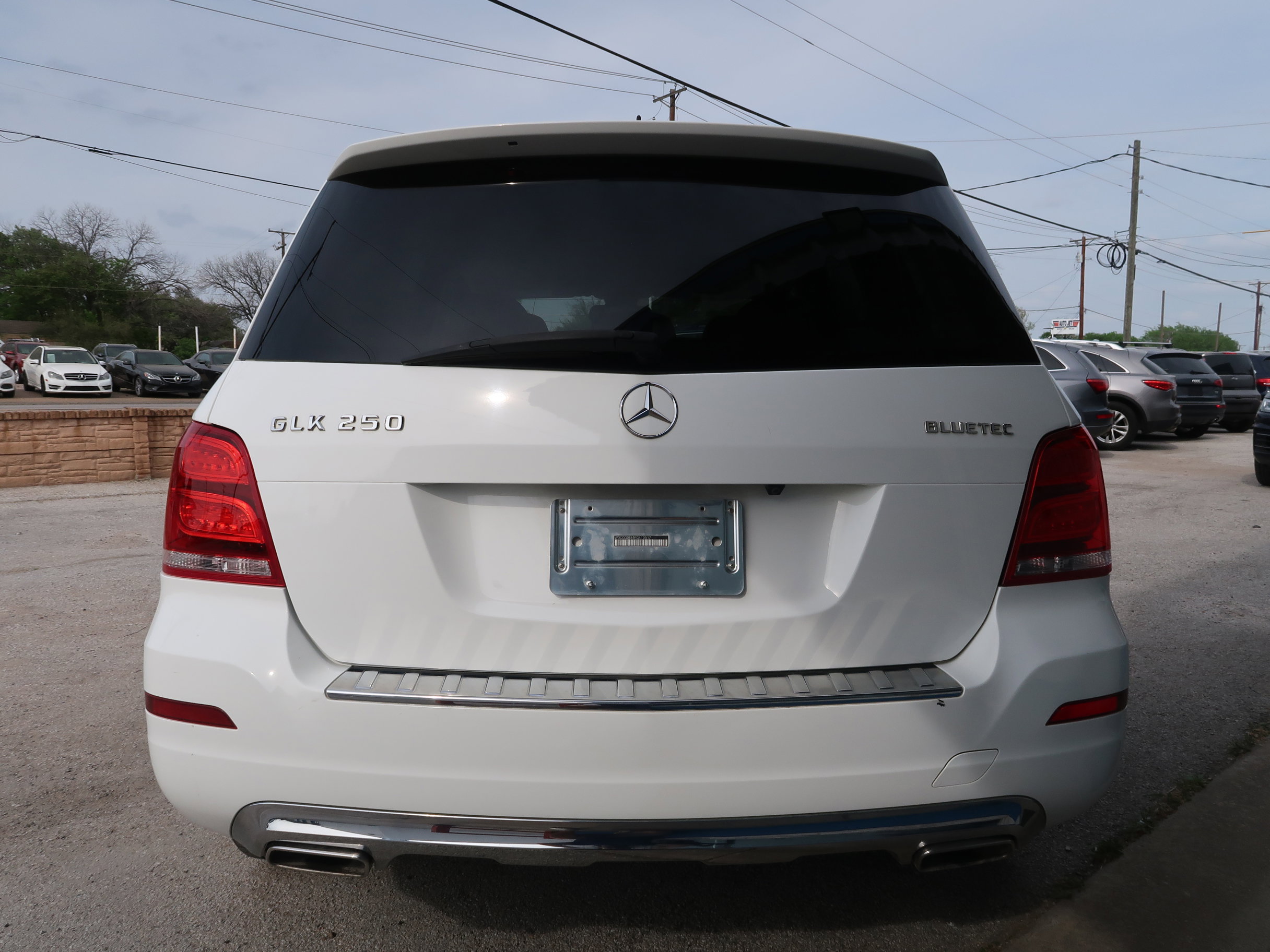 Used 2015 Mercedes-Benz GLK 250 BlueTEC 4MATIC image 10