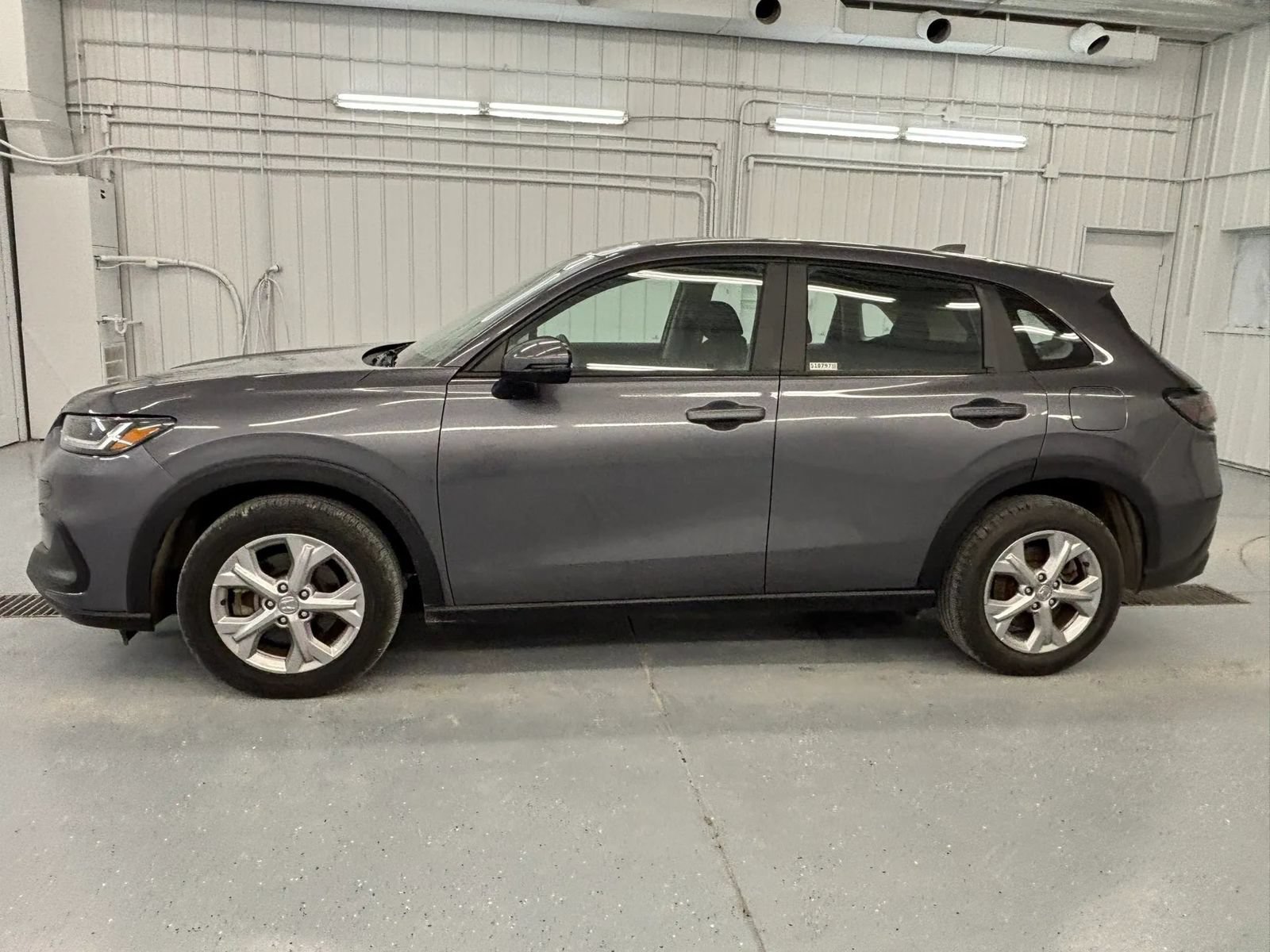 Used 2025 Honda HR-V LX image 10