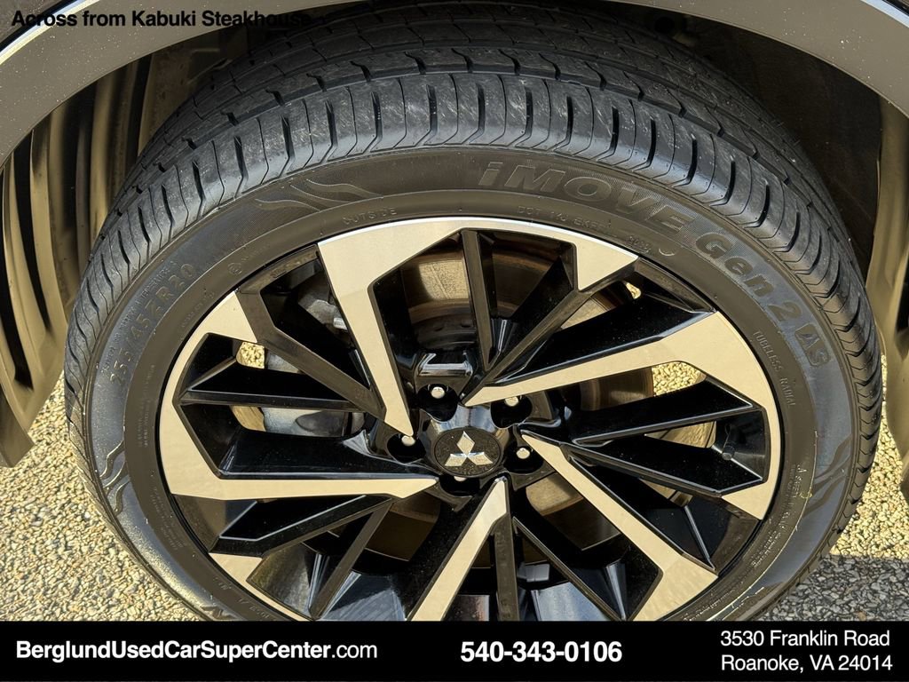 Used 2024 Mitsubishi Outlander SE image 10