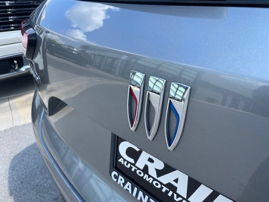 Used 2024 Buick Envision Preferred AWD/4WD image 32