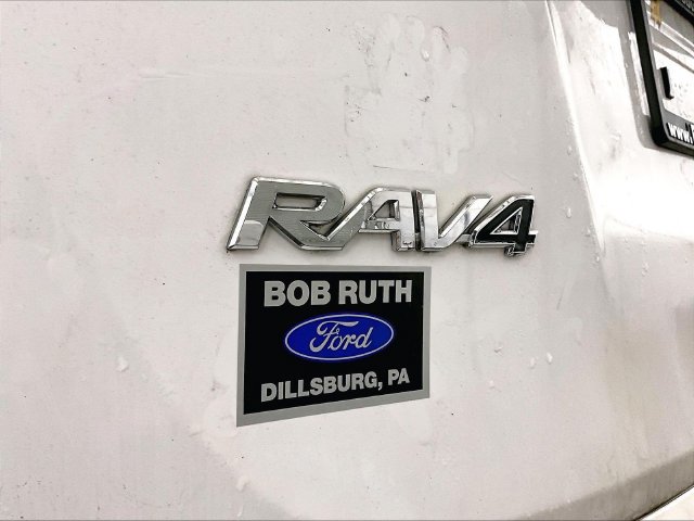 Used 2018 Toyota RAV4 XLE w/ Plus Extra Value Package AWD/4WD image 13