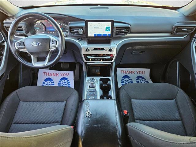 Used 2022 Ford Explorer XLT image 15
