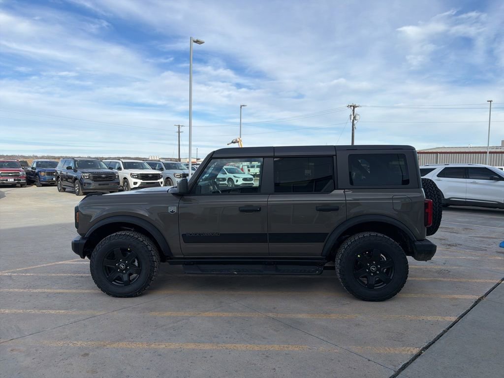 New 2025 Ford Bronco Big Bend w/ Black Diamond Package image 4