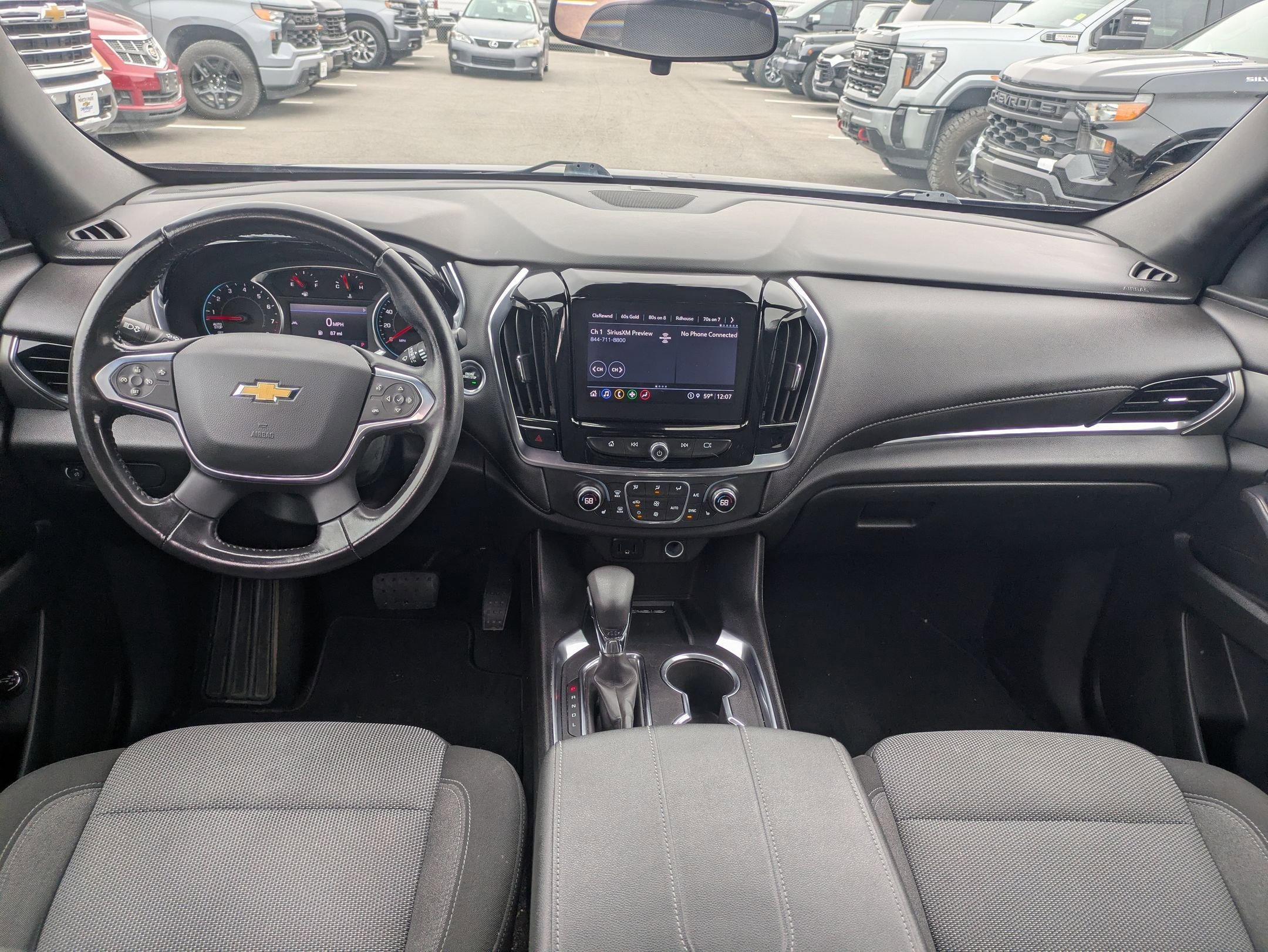 Used 2022 Chevrolet Traverse LT image 14