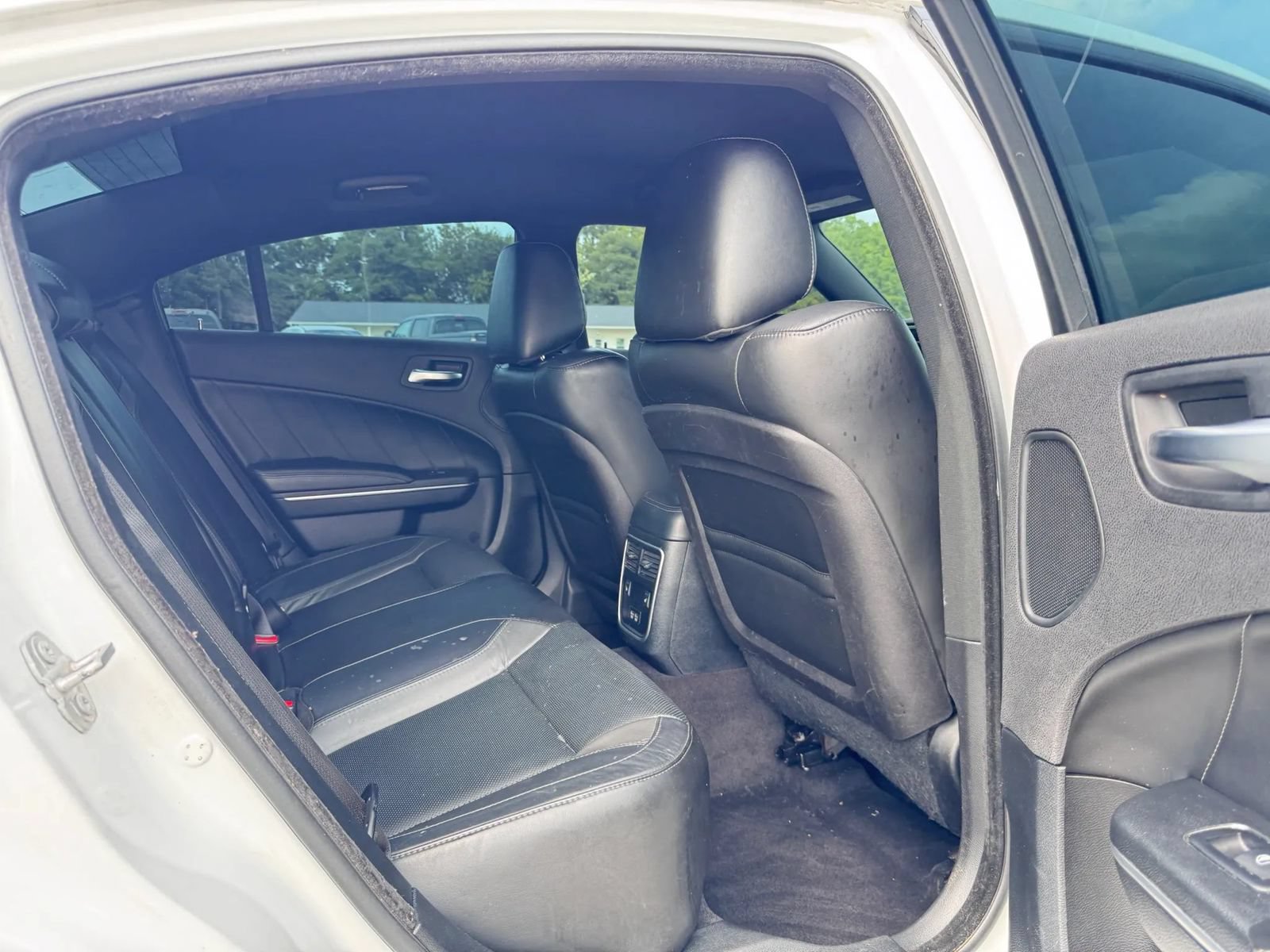 Used 2017 Dodge Charger SXT w/ AWD Plus Group image 26