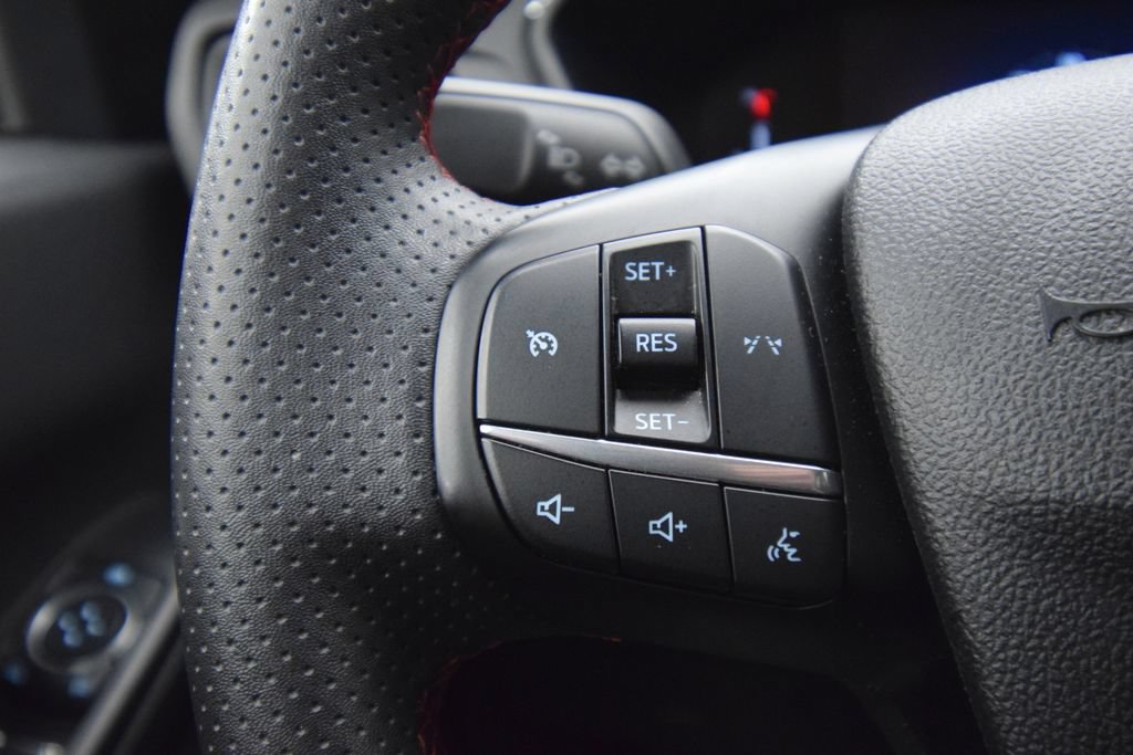 Used 2025 Ford Escape ST-Line AWD/4WD image 33
