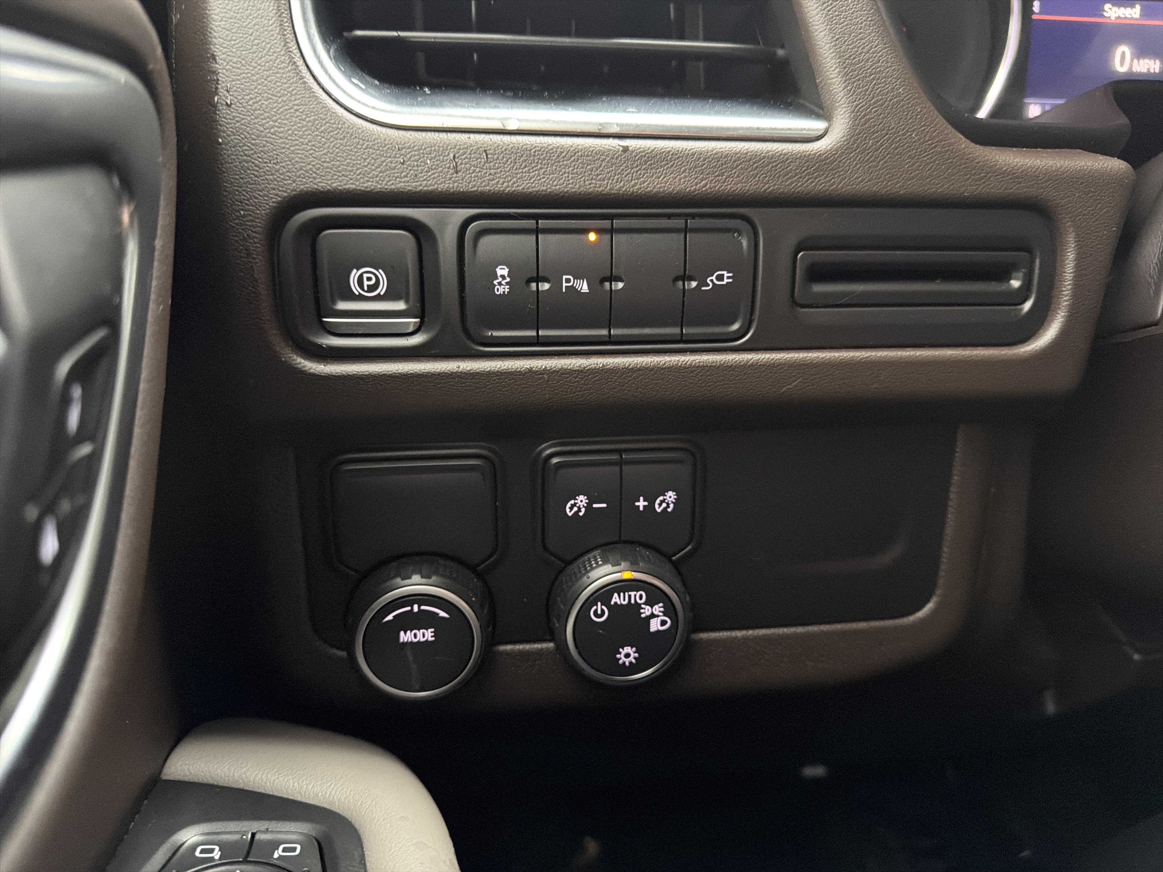 Used 2021 Chevrolet Tahoe LT RWD image 24