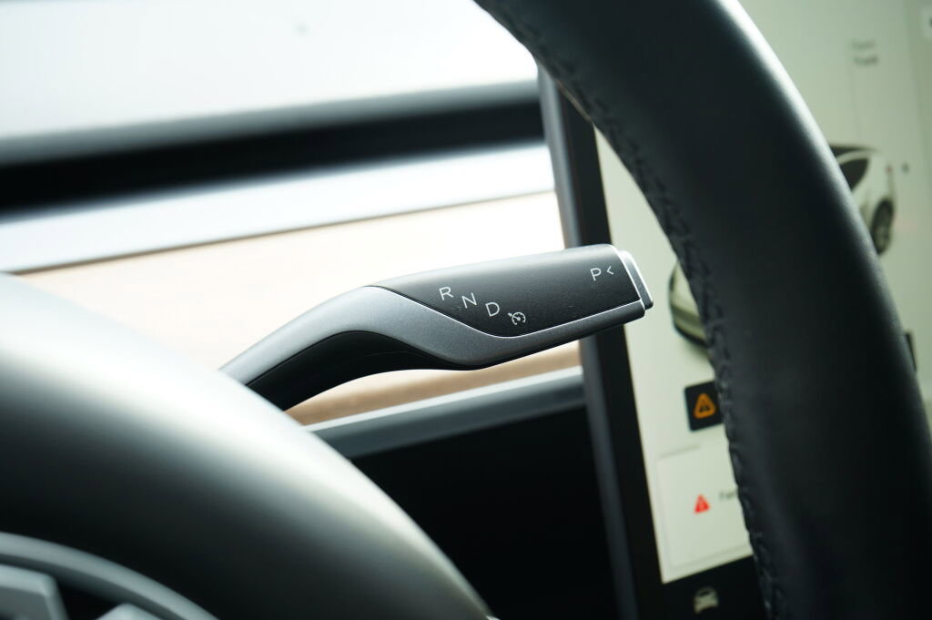 Used 2021 Tesla Model Y Long Range image 20