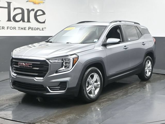 Used 2023 GMC Terrain SLE w/ Driver Convenience Package FWD image 7