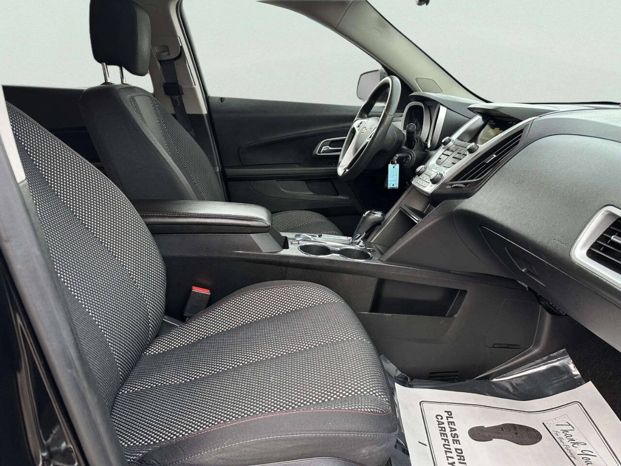 Used 2017 Chevrolet Equinox LT FWD image 20
