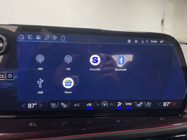 New 2026 Chevrolet Traverse RS w/ LPO, Floor Liner Package image 16