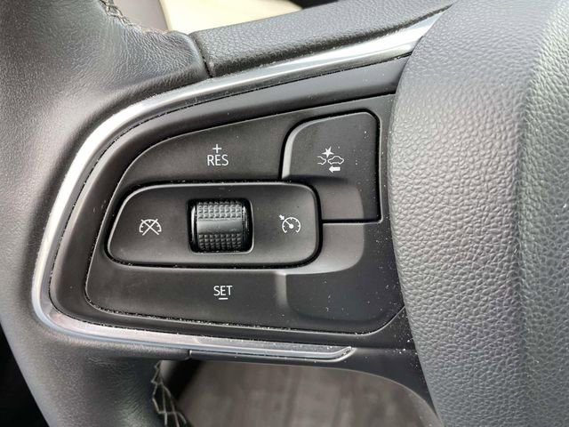 Used 2020 Buick Encore GX Select image 19