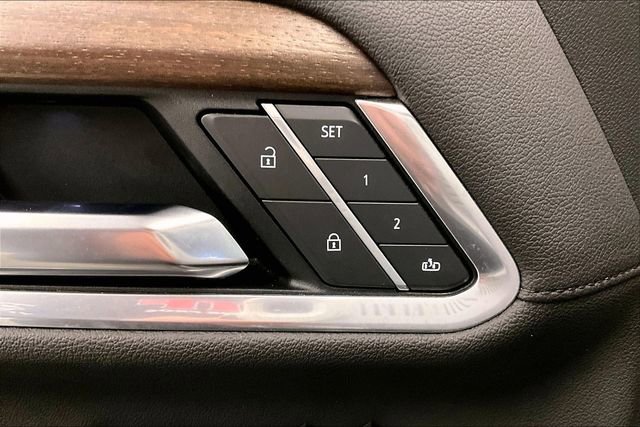 Used 2022 Chevrolet Silverado 1500 High Country w/ High Country Premium Package image 30