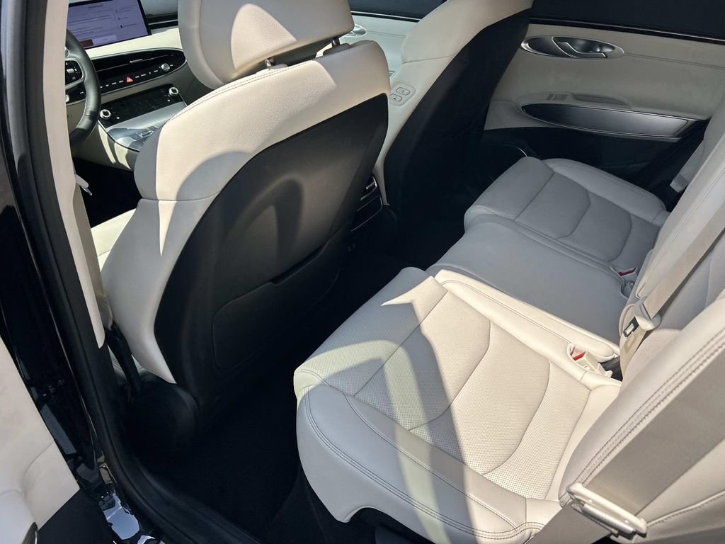 New 2027 Genesis GV70 2.5T Select AWD/4WD image 20