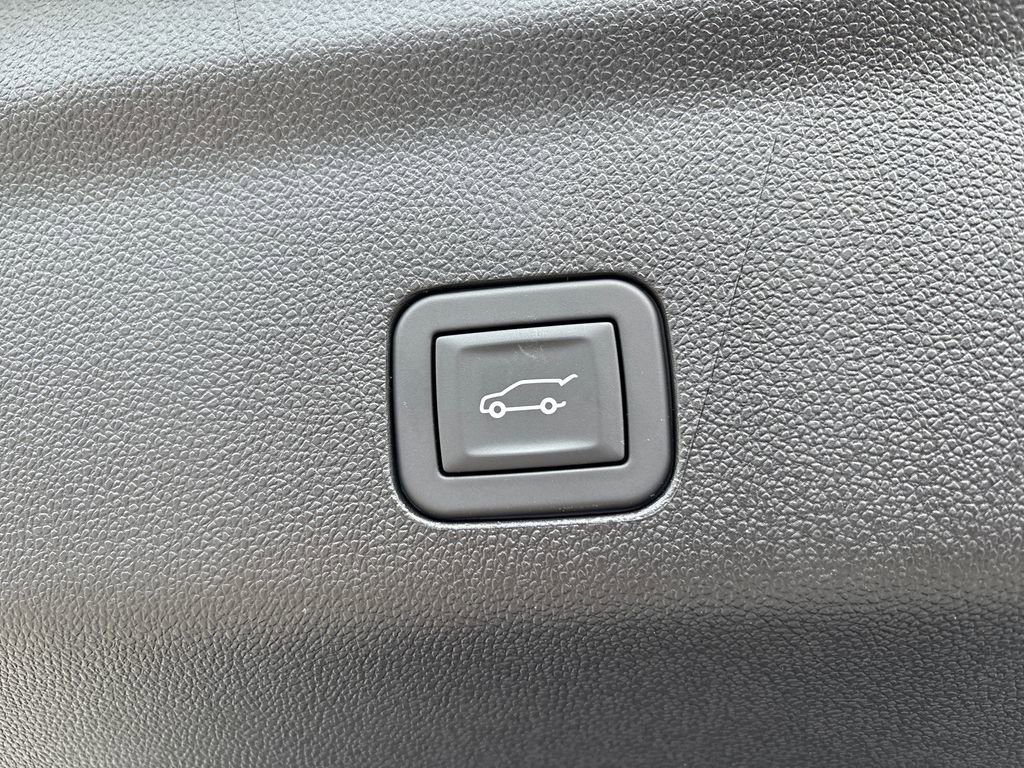 Certified 2025 Cadillac Escalade Sport w/ Touring Package image 66