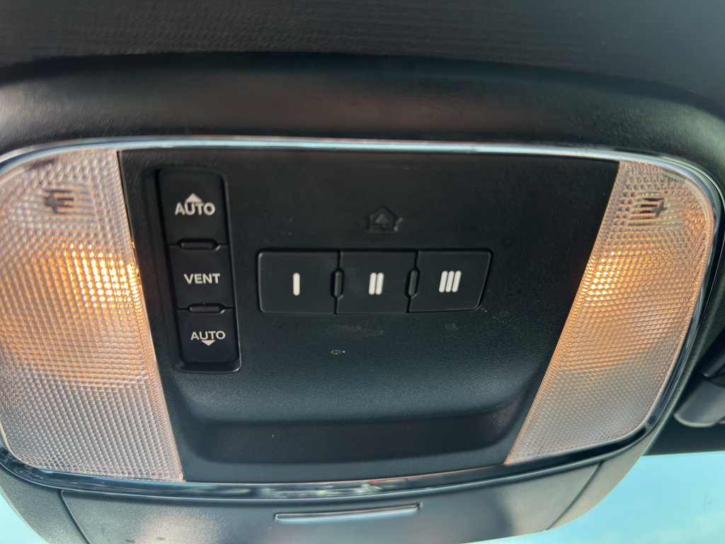 Used 2019 Dodge Charger R/T w/ Driver Confidence Group RWD image 25