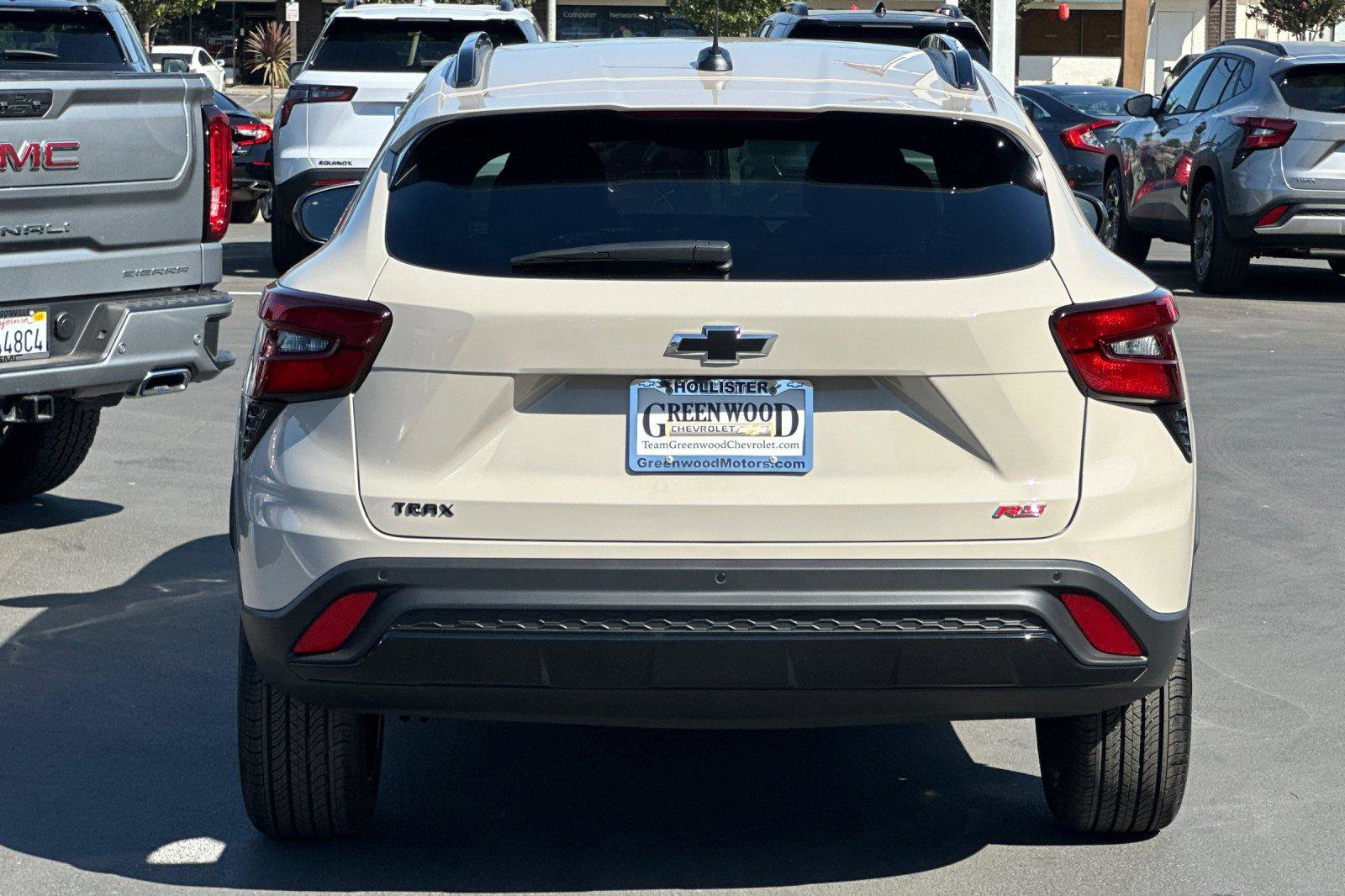 New 2026 Chevrolet Trax RS w/ Sunroof Package image 5
