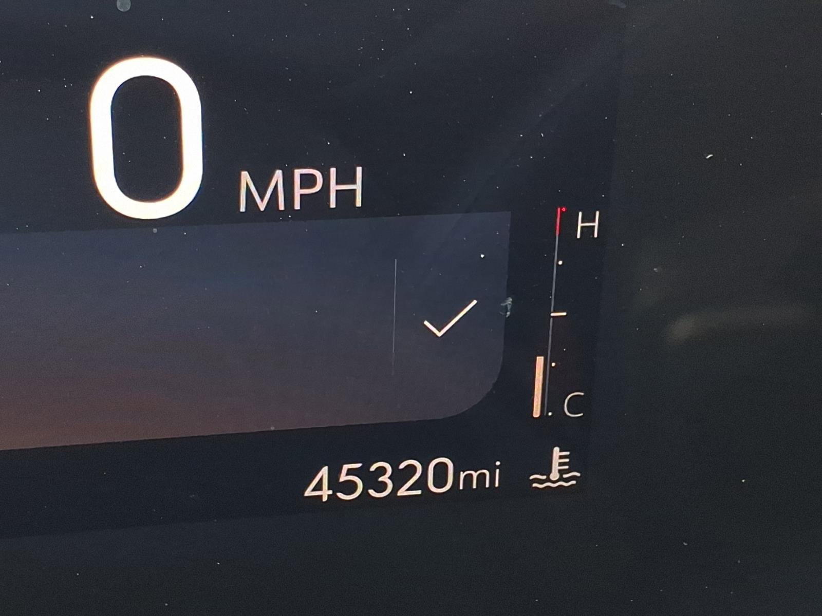 Used 2024 Buick Encore GX Sport Touring FWD image 23