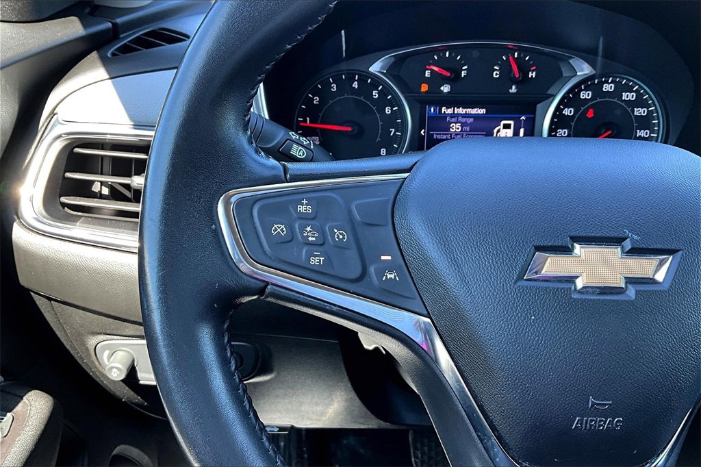 Used 2021 Chevrolet Equinox LT w/ Driver Convenience Package image 24