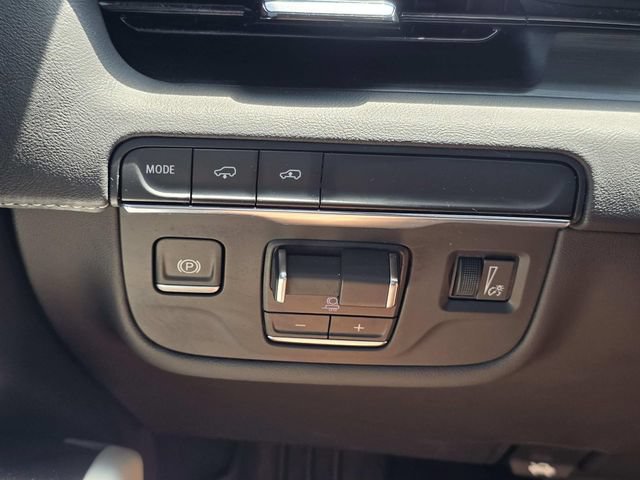 Used 2024 Cadillac Escalade Sport w/ Touring Package RWD image 17