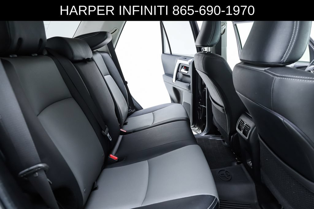 Used 2020 Toyota 4Runner SR5 Premium w/ Moonroof Package AWD/4WD image 74