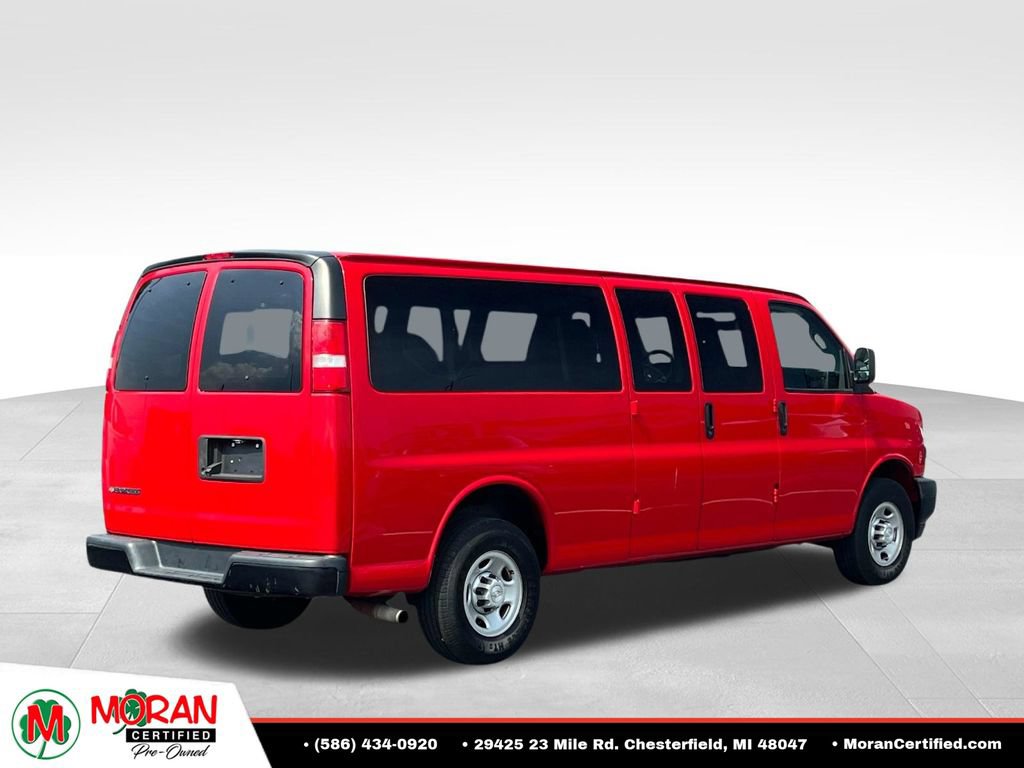 Used 2019 Chevrolet Express 3500 LS RWD image 5
