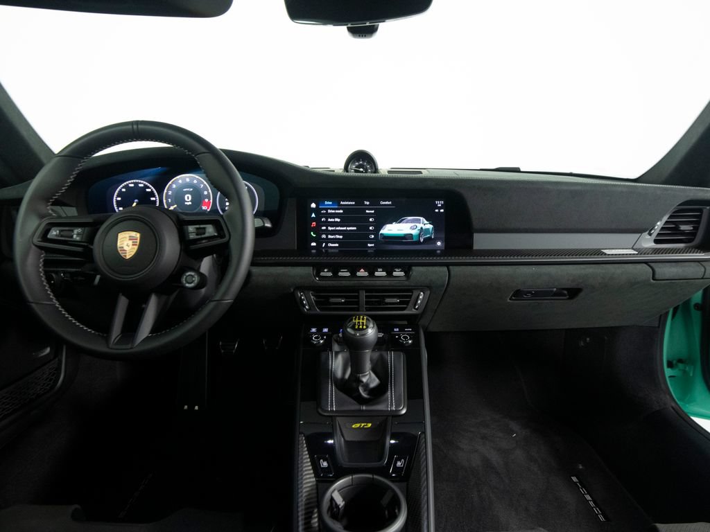 Certified 2026 Porsche 911 GT3 RWD image 40