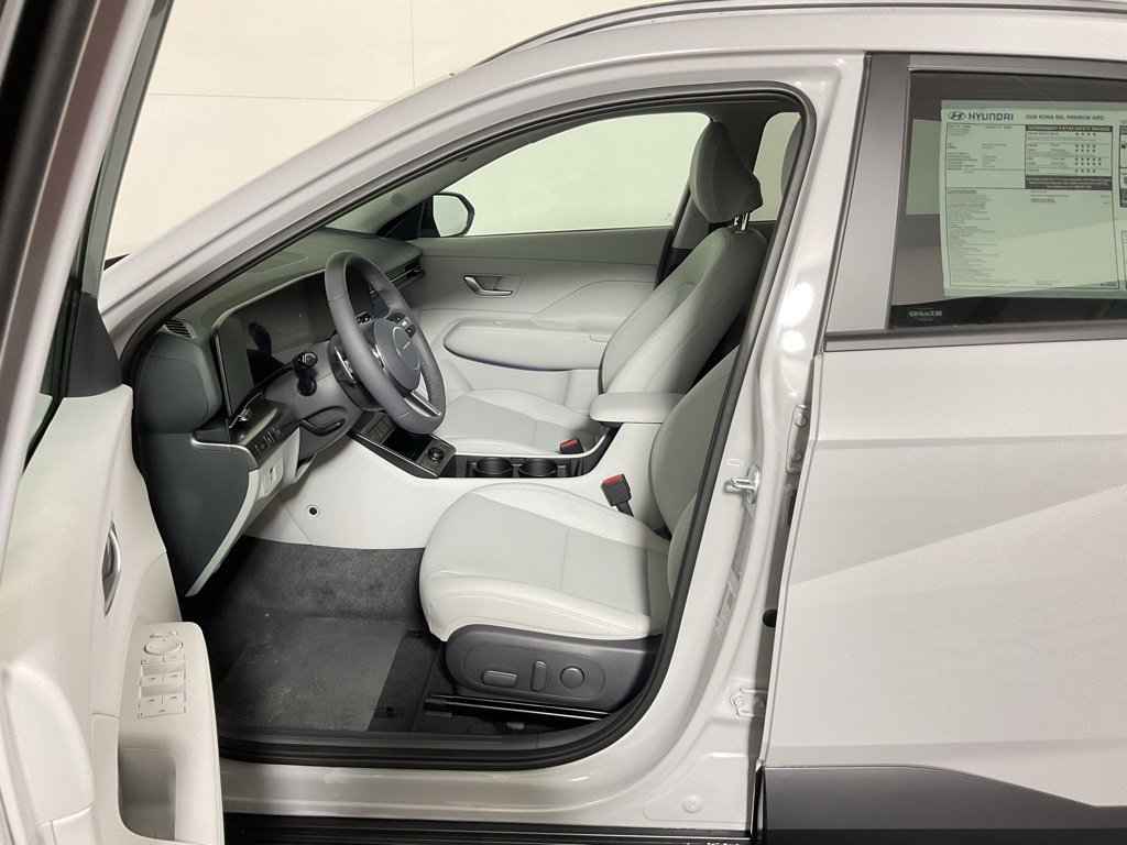 New 2026 Hyundai Kona SEL Premium image 18