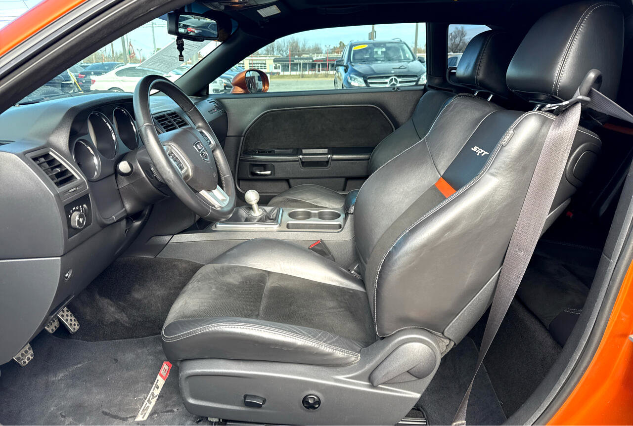 Used 2011 Dodge Challenger SRT8 image 10