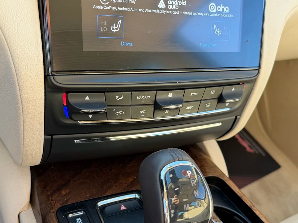 Used 2017 Maserati Quattroporte S RWD image 21