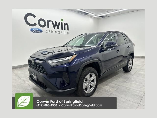 Used 2025 Toyota RAV4 XLE image 1