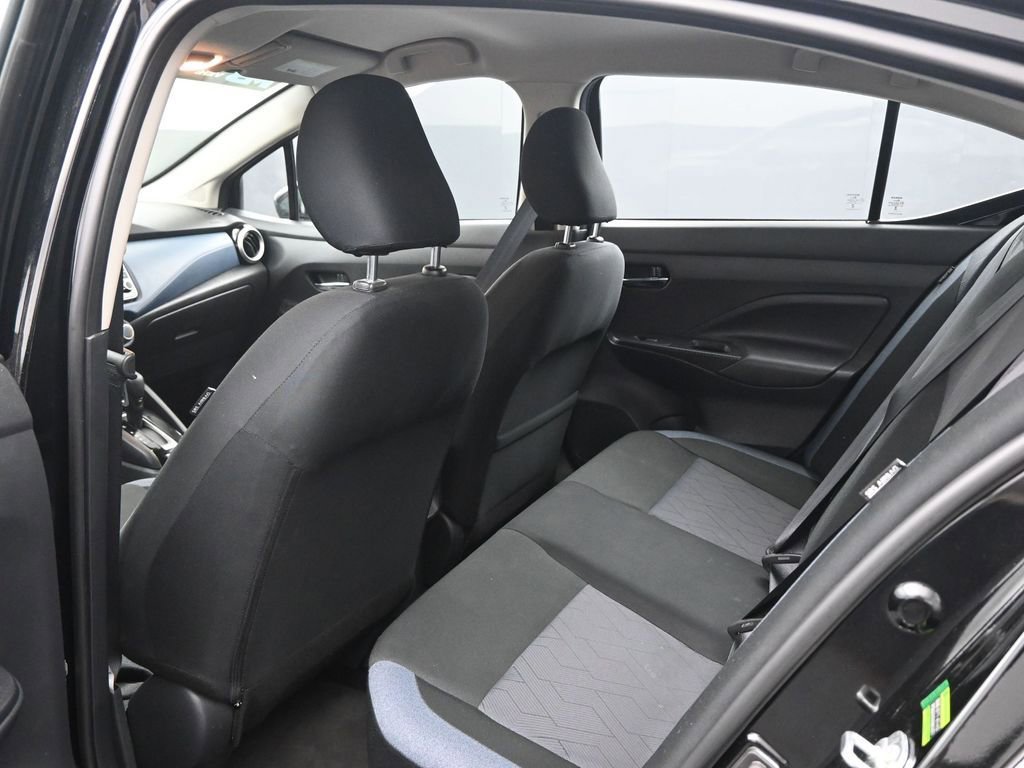 Used 2025 Nissan Versa SV image 17