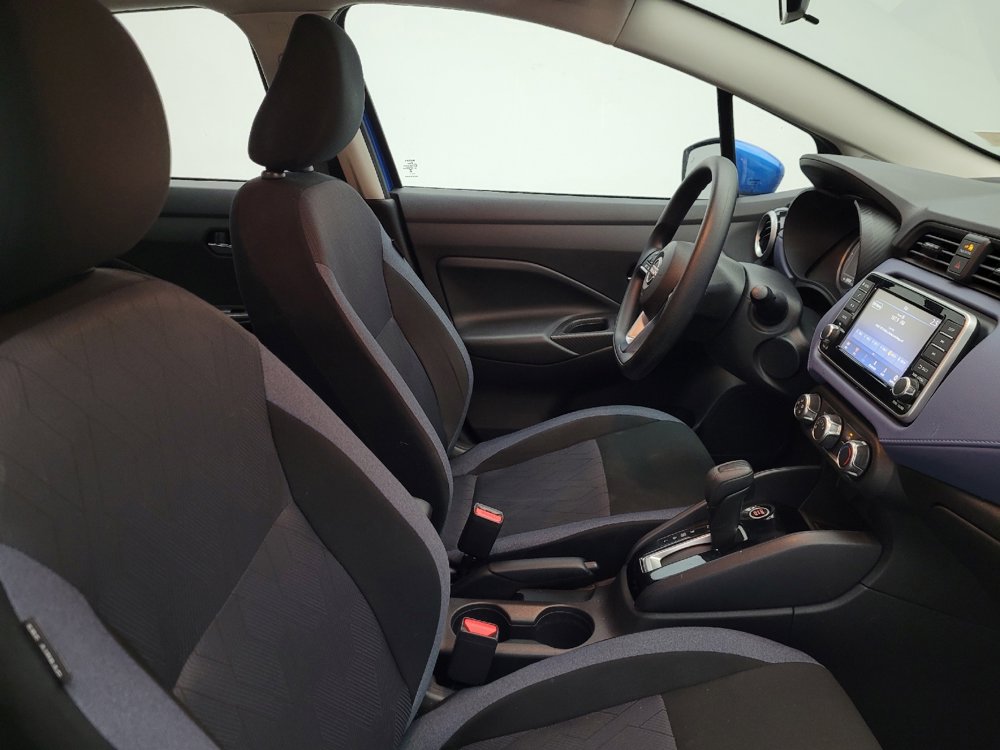 Used 2024 Nissan Versa SV w/ Trunk Package image 21