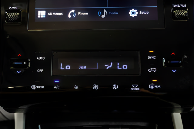 Used 2024 Hyundai Tucson SEL FWD image 17