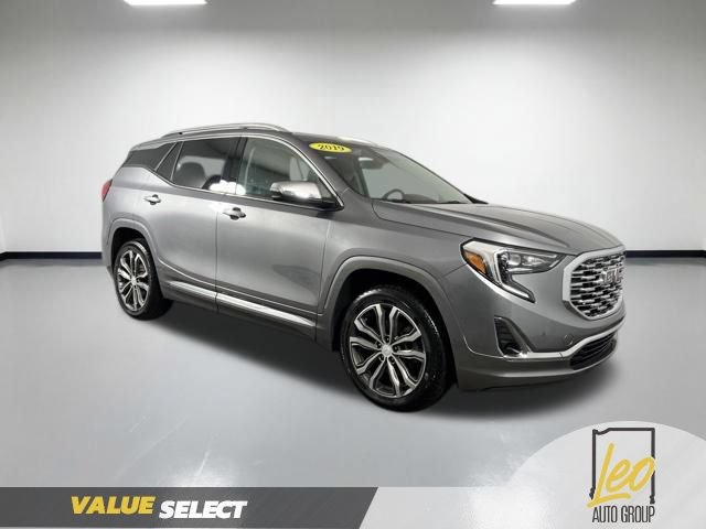 Used 2019 GMC Terrain Denali w/ Advanced Safety Package AWD/4WD image 8