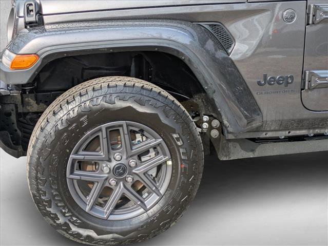 New 2026 Jeep Gladiator Sport image 10