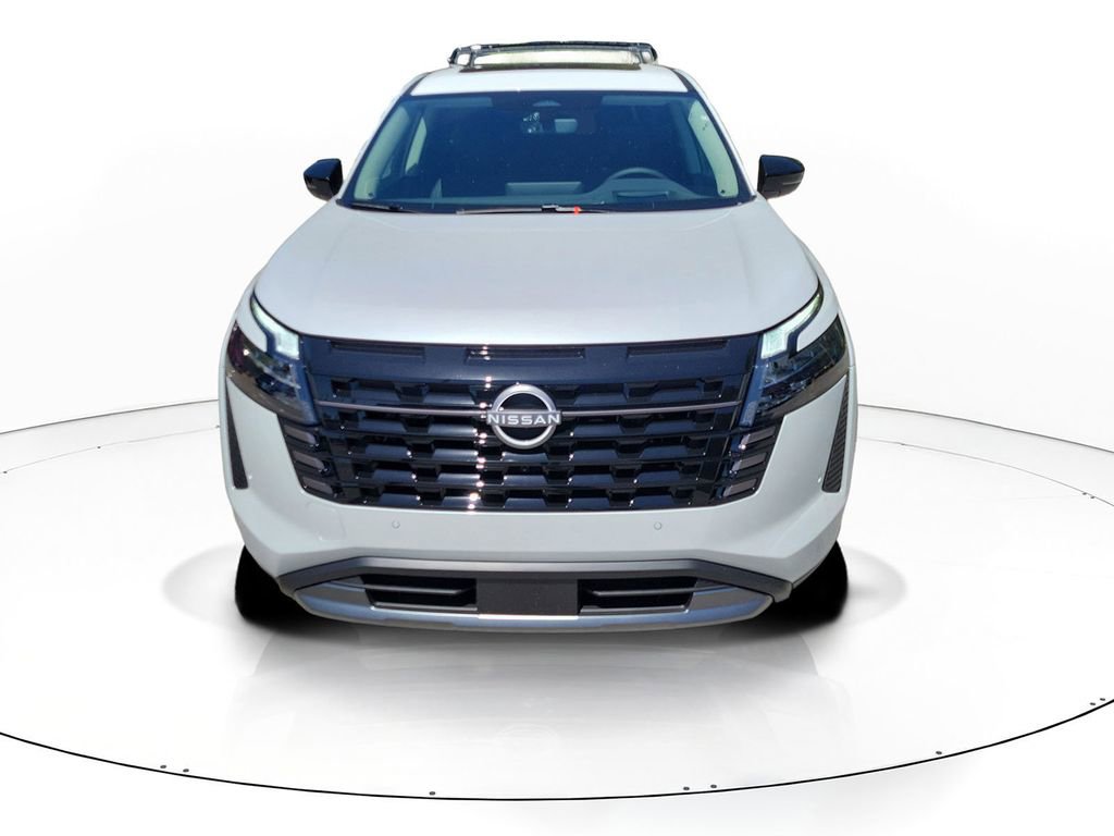 New 2026 Nissan Pathfinder Platinum image 2