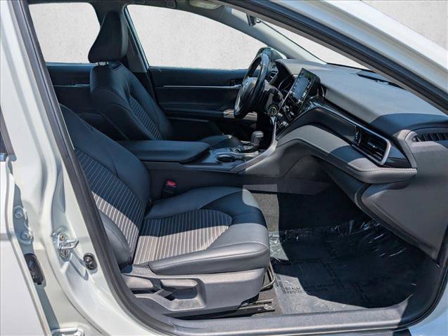 Used 2023 Toyota Camry SE FWD image 18