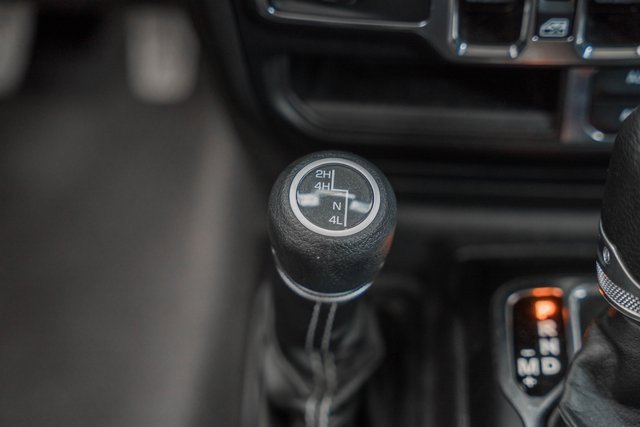 Used 2022 Jeep Wrangler Unlimited Sahara w/ Dual Top Group image 26